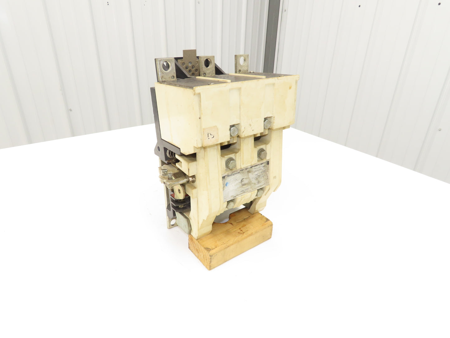 Westinghouse 2045A40G05 AC Motor Starter Contactor 600V 3Ph 120V Coil