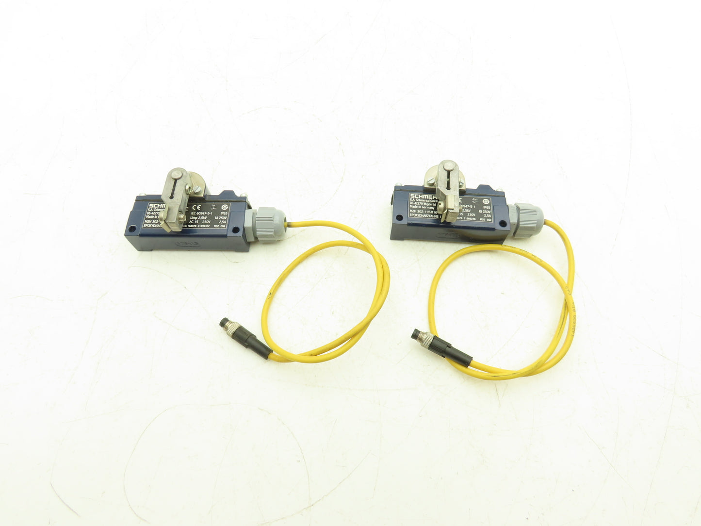 Schmersal M2H 302-11Y-M16-F10 Safety Limit Switch 230V Lot of 2