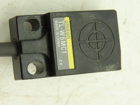 Omron TL-W5MC1 Inductive Proximity Sensor 3 Wire Lot of 6
