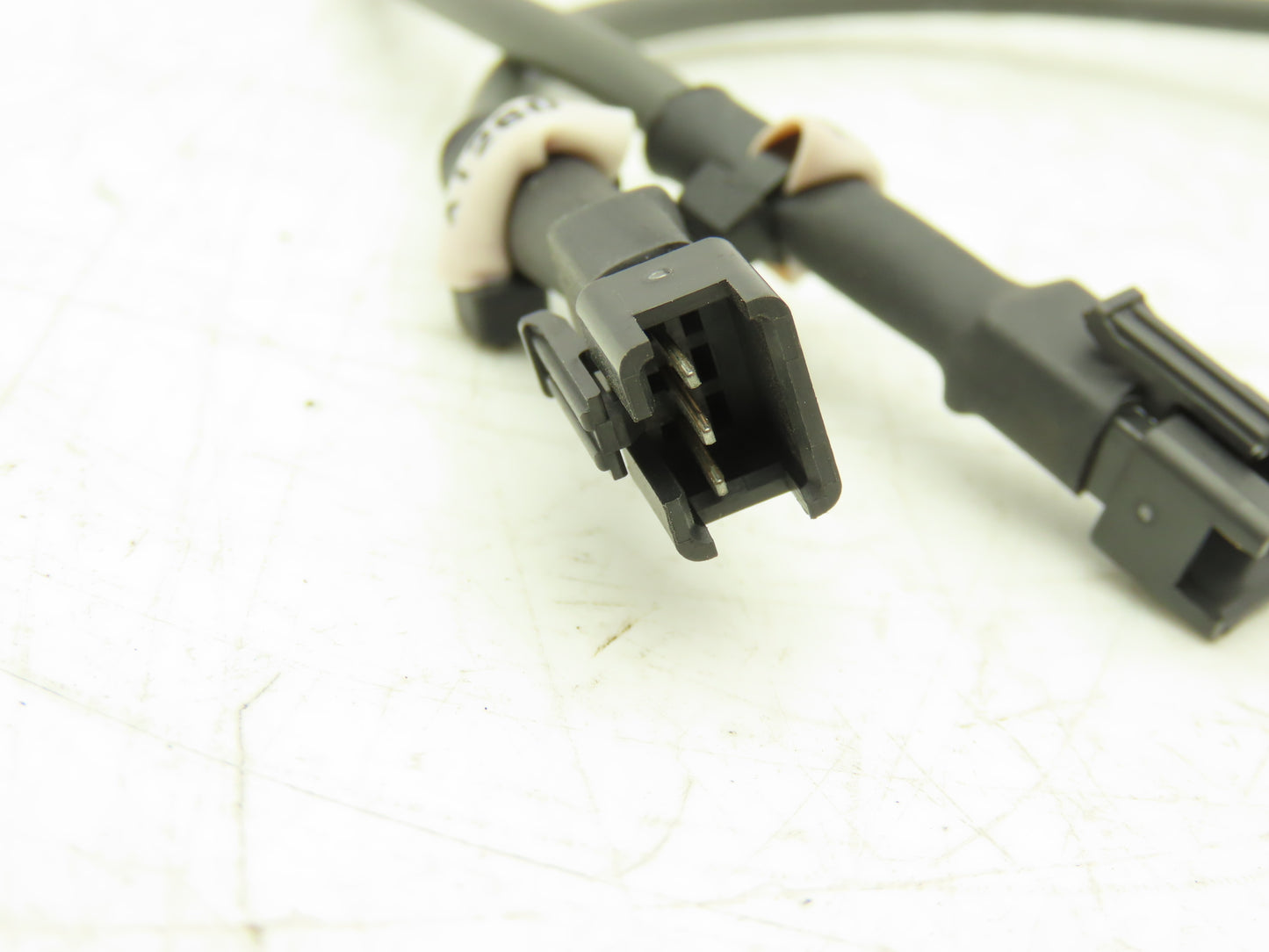 Omron TL-W5MC1 Inductive Proximity Sensor 3 Wire Lot of 4