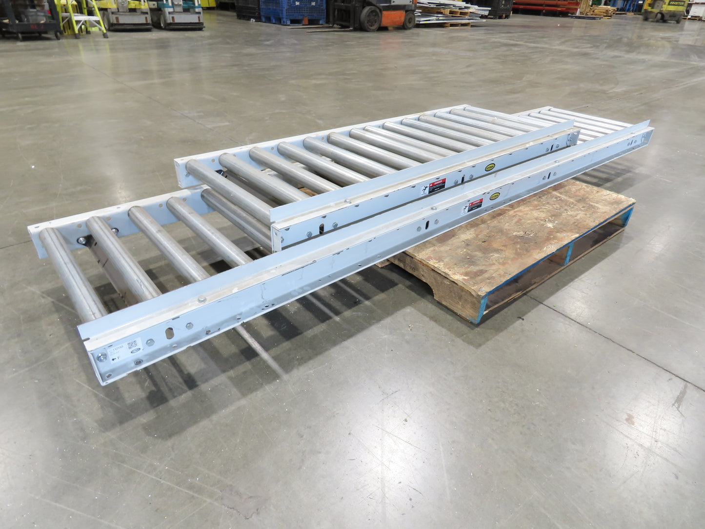 Hytrol 24"x 14' Gravity Roller Conveyor 1.9" Roller 21"BF 2-Sections 9' + 5'