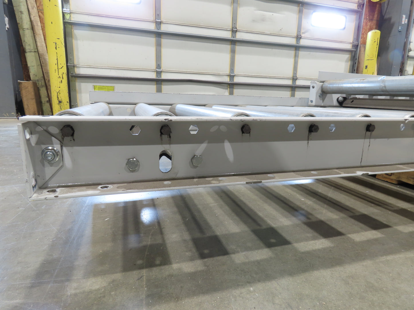 Hytrol 24"x 14' Gravity Roller Conveyor 1.9" Roller 21"BF 2-Sections 9' + 5'