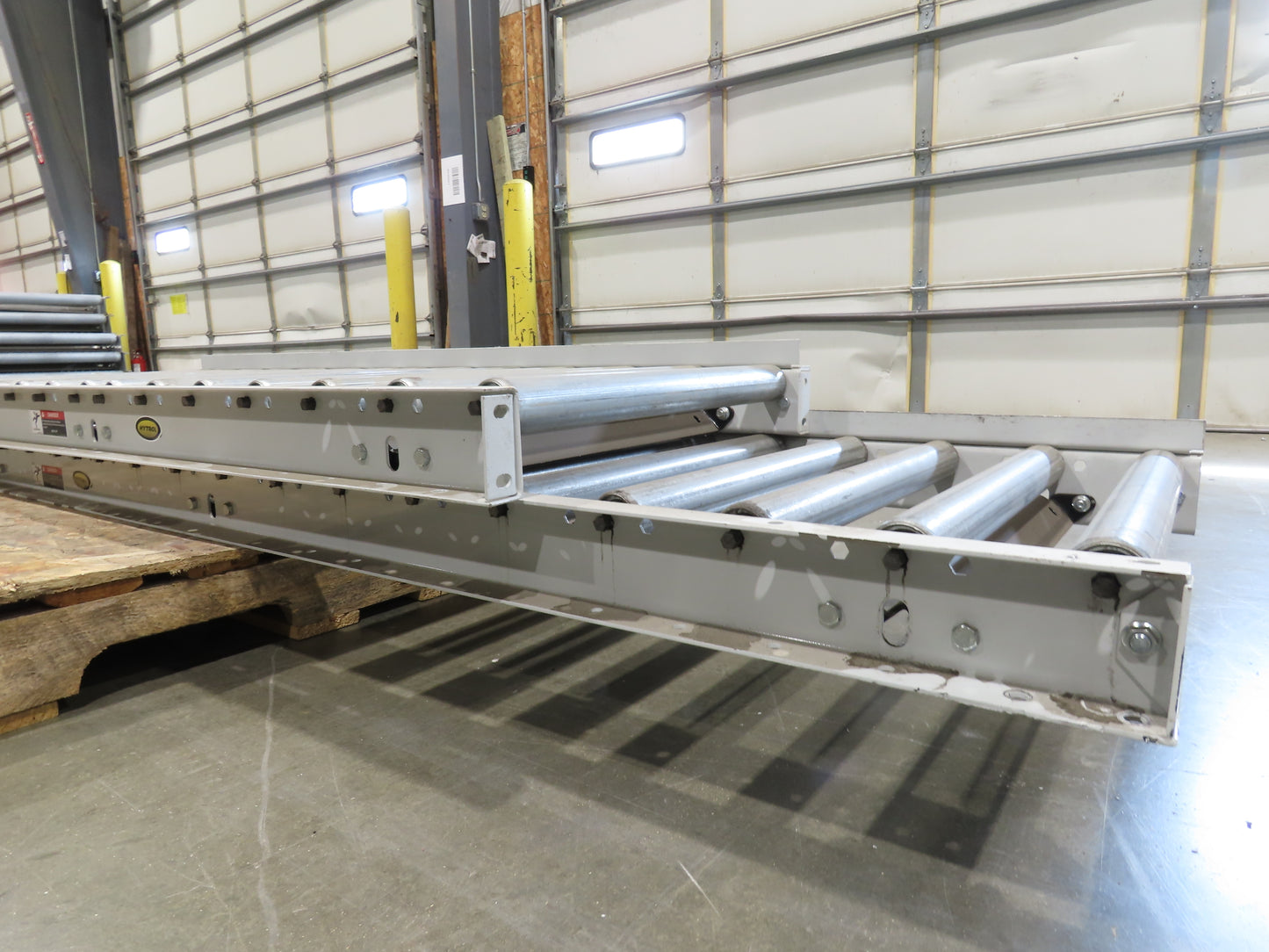 Hytrol 24"x 14' Gravity Roller Conveyor 1.9" Roller 21"BF 2-Sections 9' + 5'