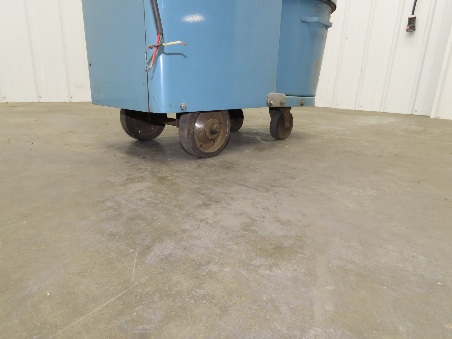 Ryousei RA-303L Industrial Vacuum Cleaner 80 Liter 3Hp 2.2kw 200V 3Ph