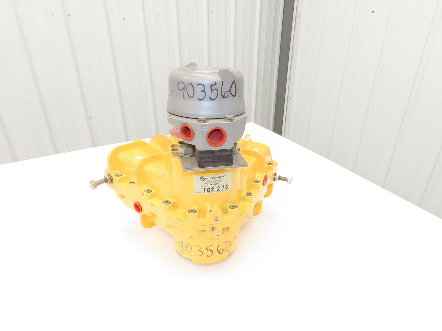 Kinetrol GU99NU Pneumatic Valve Actuator Quarter Turn 1-1/8" Square Shaft 100psi