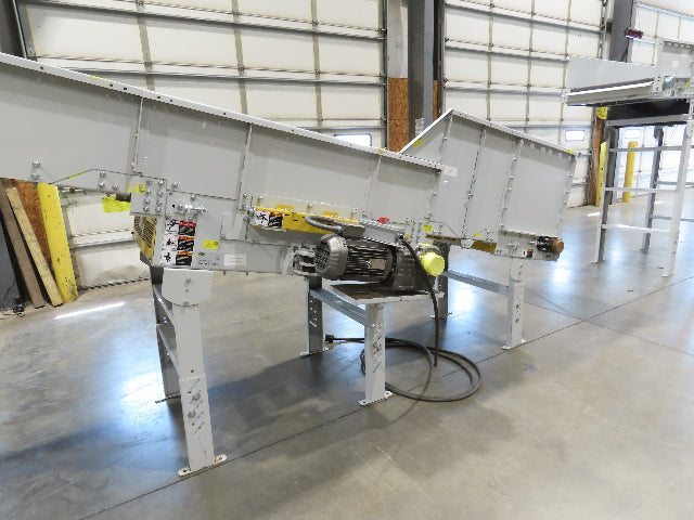Hytrol HSS 31"x 20' Incline Belt Conveyor 3Hp 3PH Center Drive 120fpm 76-88"H