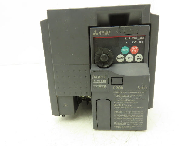 Mitsubishi FR-E740-060-NA E700 VFD AC Inverter 3HP 480VAC 6A 3PH