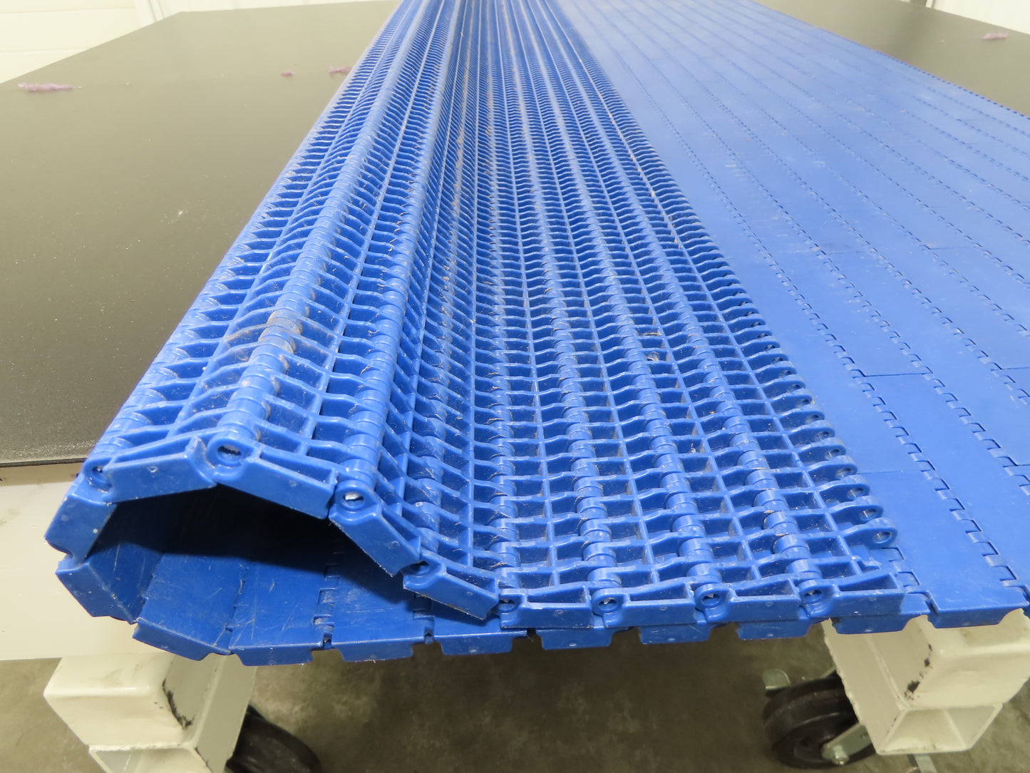 Intralox Series 1600 MatTop Flat Top Plastic Conveyor Belt 59-7/8"W x 31"L Blue