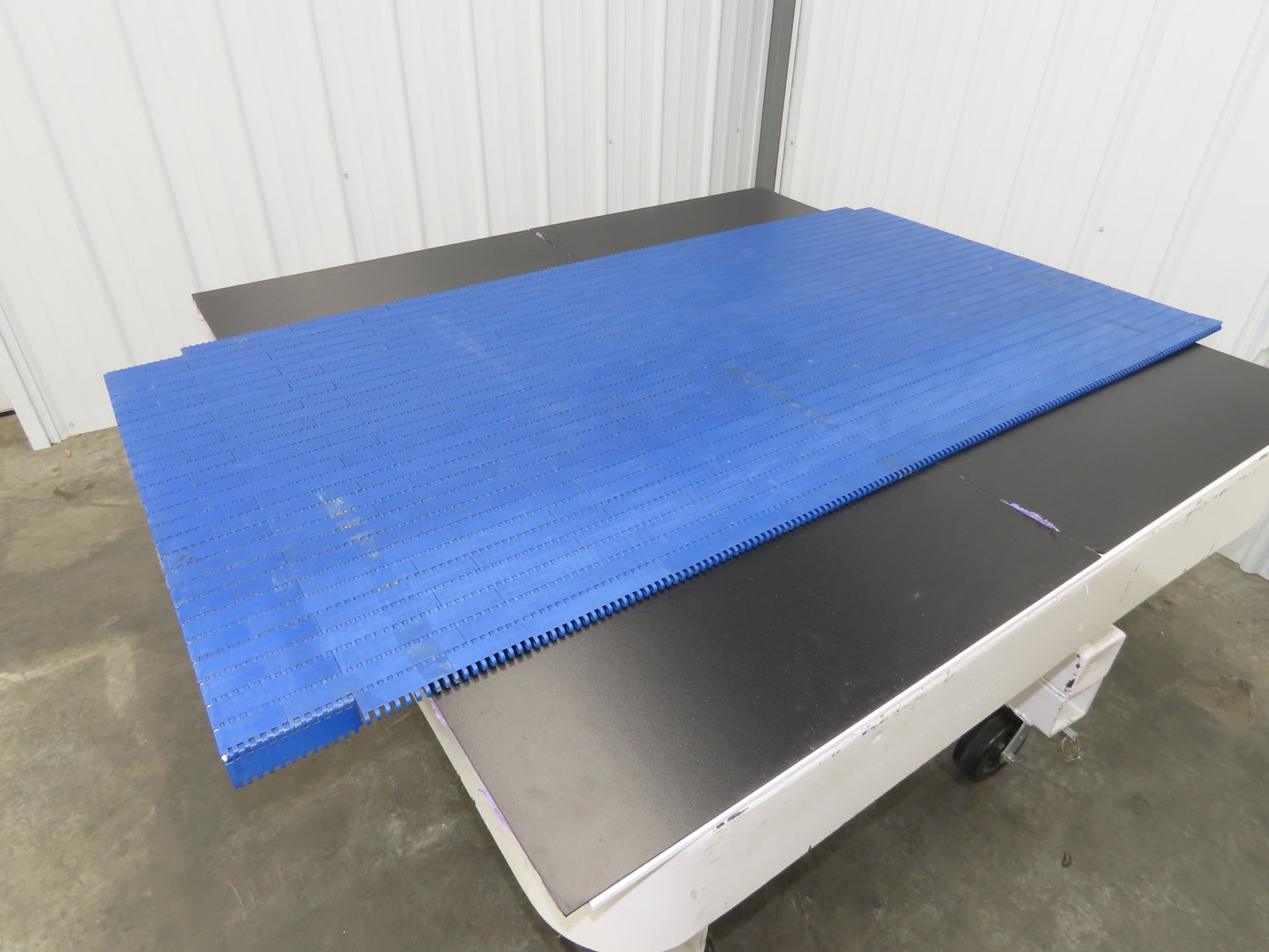 Intralox Series 1600 MatTop Flat Top Plastic Conveyor Belt 59-7/8"W x 31"L Blue