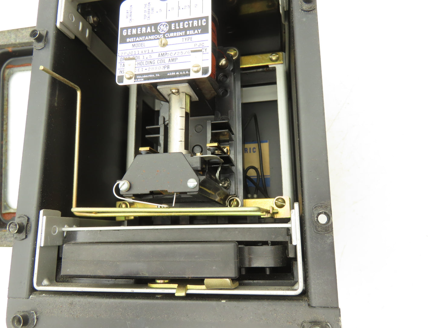 General Electric 12PJC11AV1A Overcurrent Time Delay Relay 1.5 Amp