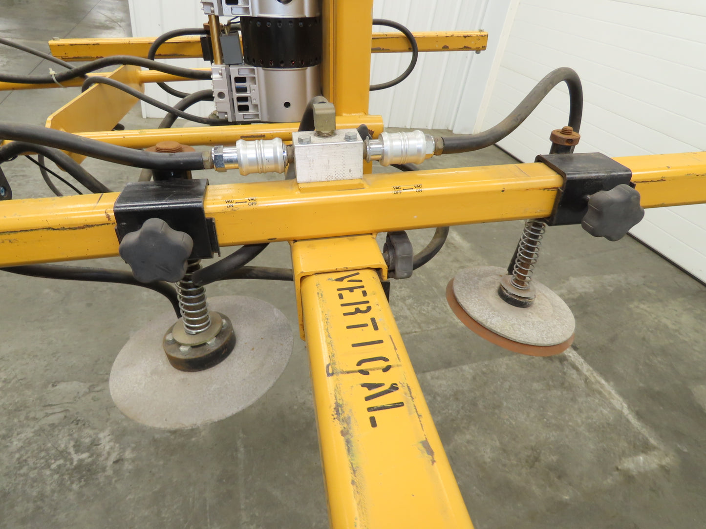 Caldwell Model U QUAD Vacuum Lifter Upender 4x8' Material Handling 120V 440lbs