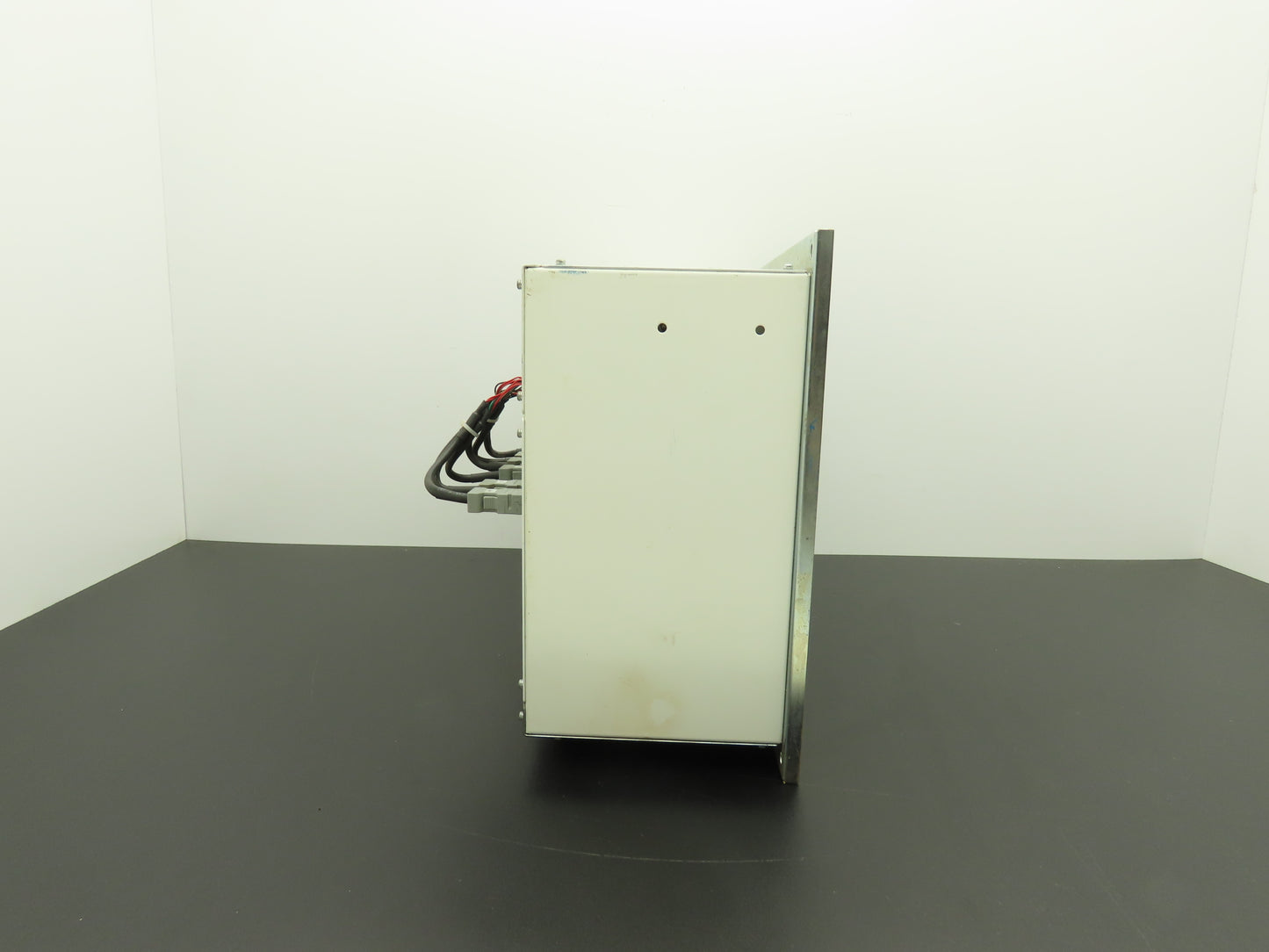 Hirata CRZC-N1512 Base Robot Controller 200VAC 50/60Hz 3ph 4.3A