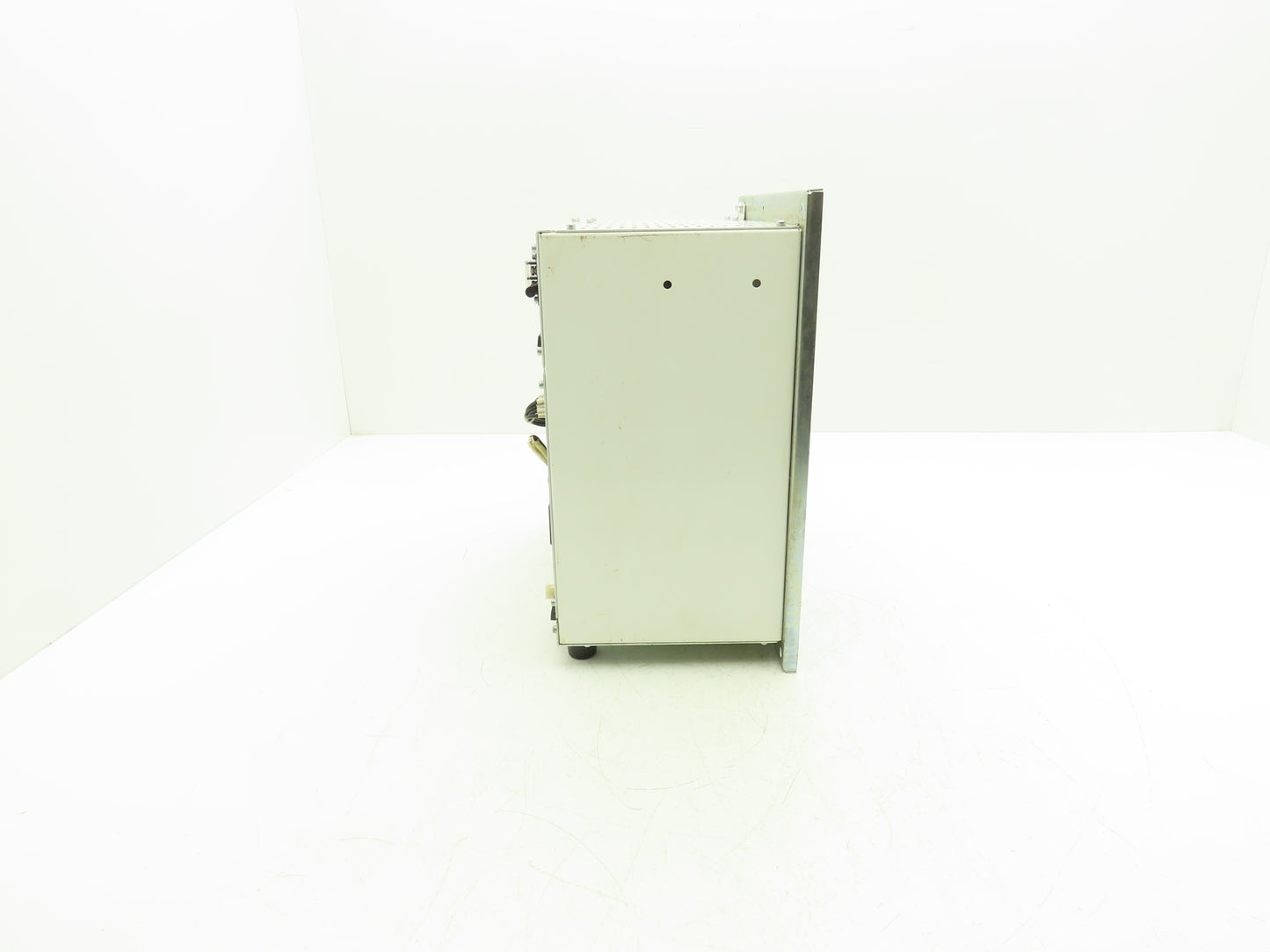 Hirata CRZC-N1512 Base Robot Controller 200VAC 50/60Hz 3ph 2.7A