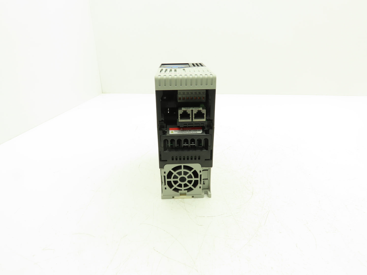 Allen Bradley 25C-D6P0N104 PowerFlex 527 Variable AC Drive VFD 3HP 480V 3PH