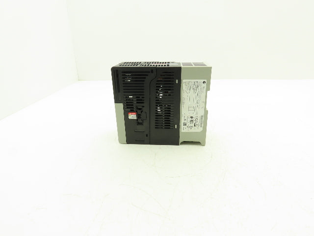 Allen Bradley 25C-D6P0N104 PowerFlex 527 Variable AC Drive VFD 3HP 480V 3PH
