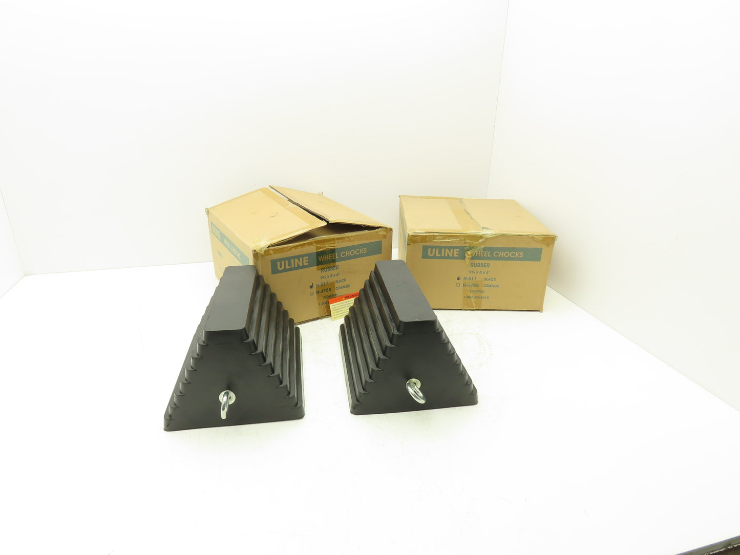 Uline H-517 Wheel Chocks Black Rubber 9-3/4x8x6" Truck Loading Dock Lot of 4