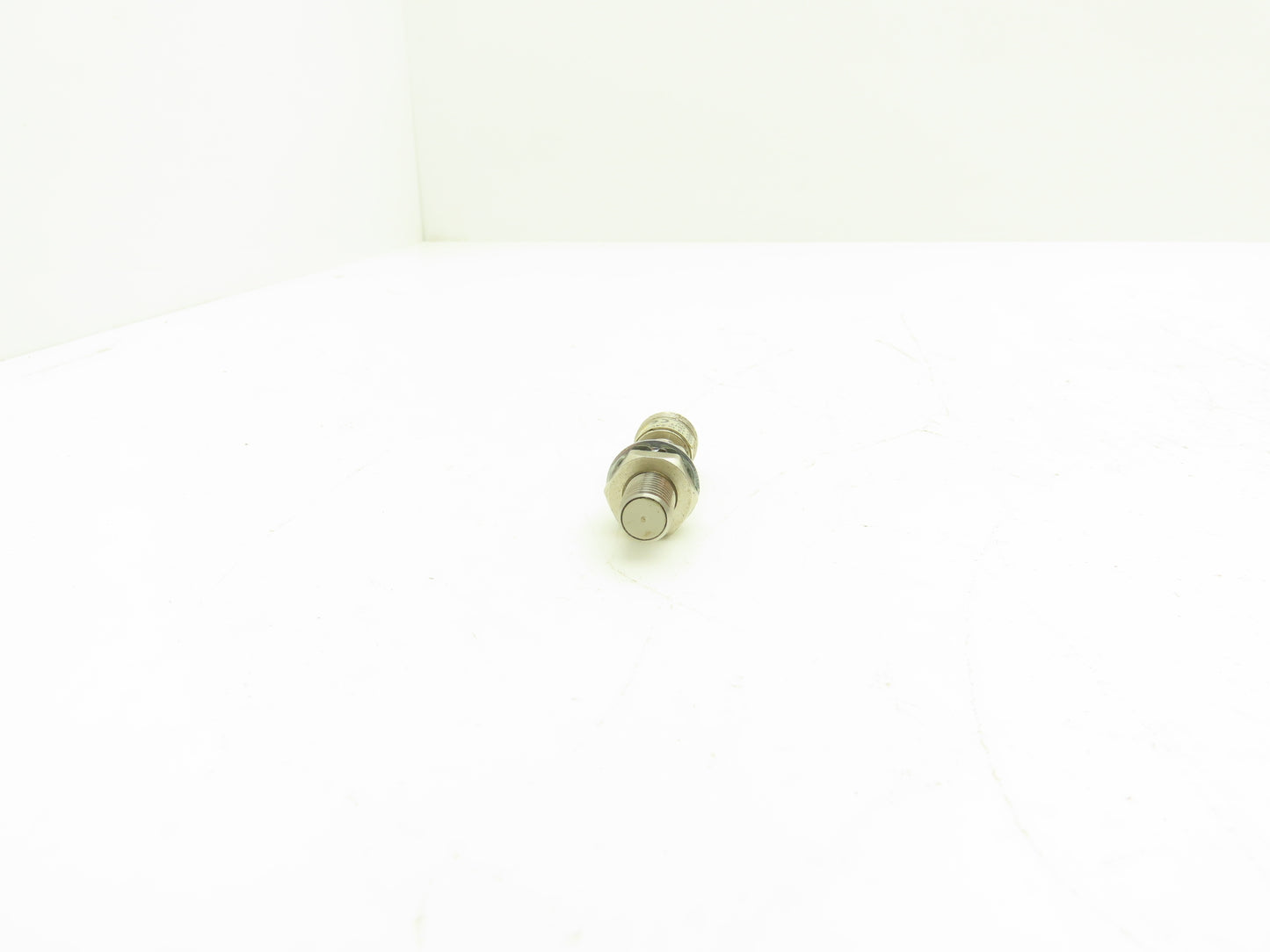 Omron E2E-X1R5F1-M1 Proximity Sensor Switch Lot of 14