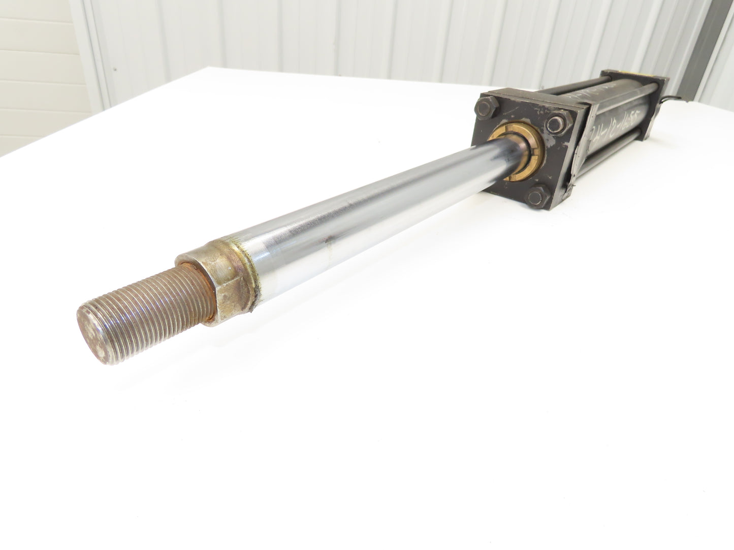 Parker SB2HLTS34A Hydraulic Cylinder 2.5" Bore 12" Stroke 3000 PSI Clevis Mt
