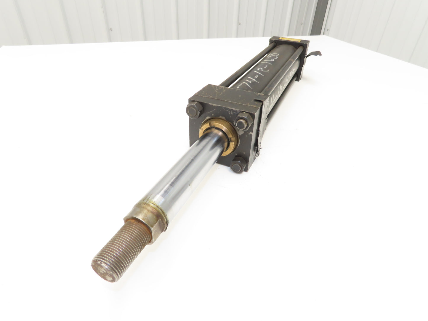 Parker SB2HLTS34A Hydraulic Cylinder 2.5" Bore 12" Stroke 3000 PSI Clevis Mt