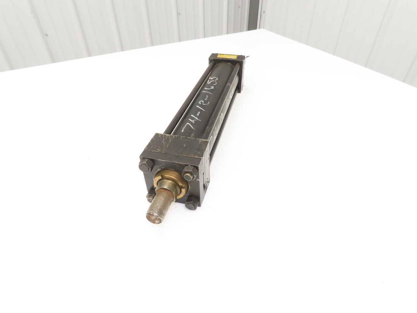 Parker SB2HLTS34A Hydraulic Cylinder 2.5" Bore 12" Stroke 3000 PSI Clevis Mt