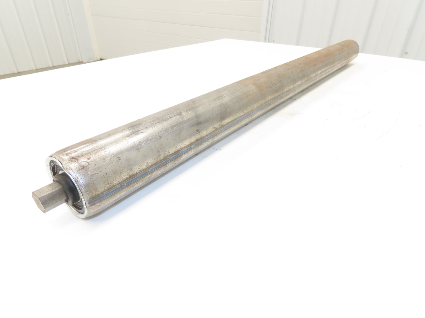 Hytrol 2.5" Dia x 34" Belt Conveyor Snub Roller 11/16" Hex Axle B-25967-269