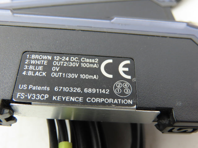 Keyence FS-V33CP Fiber Optic Sensor 24V Various Cable Lengths Included Lot of 4