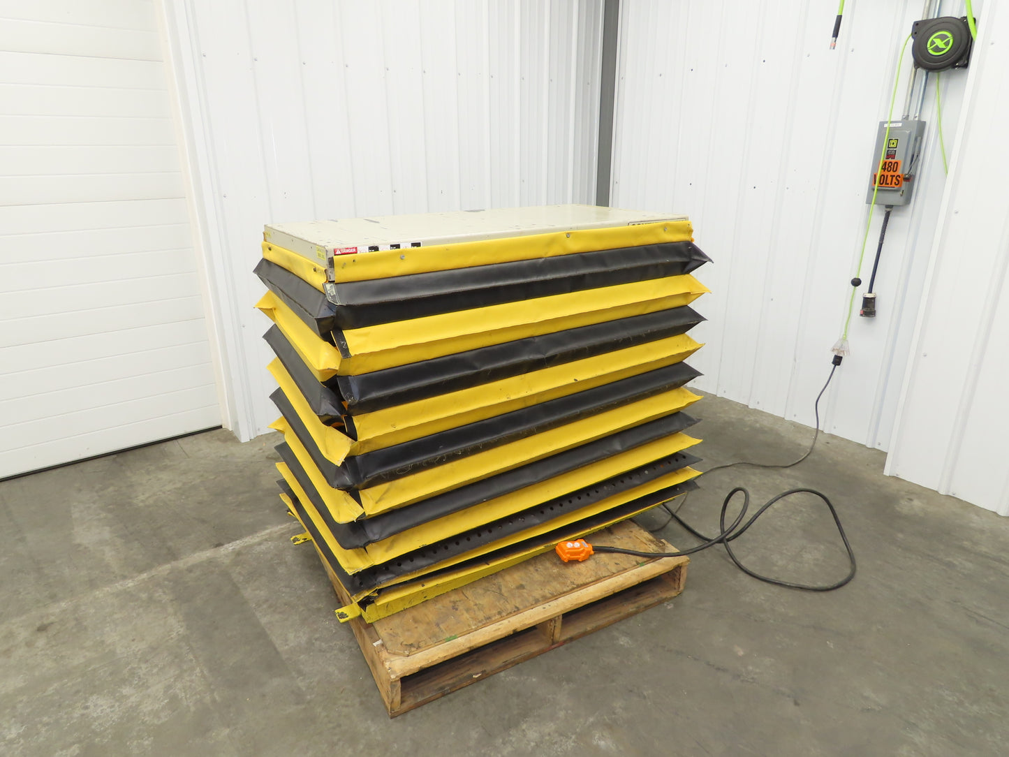 Southworth LS2-36 Hydraulic Scissor Lift Table 2000Lb 48"x24" Top 120V 1Ph 1 Ton