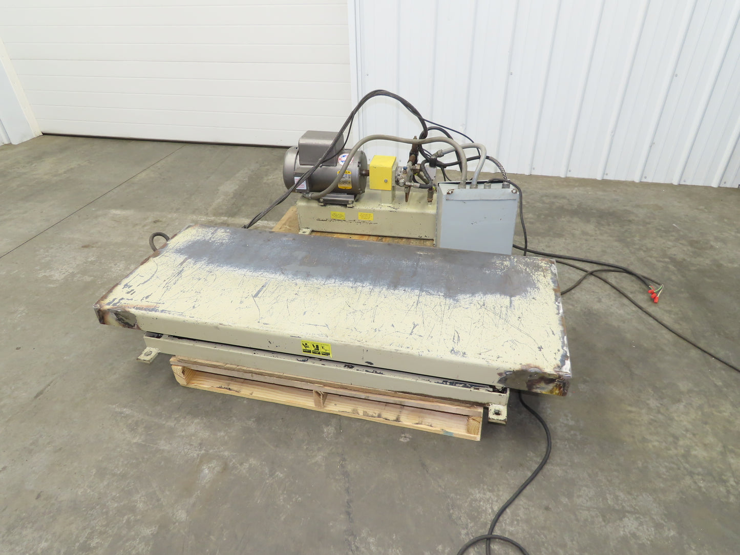 Southworth LS2-36 Hydraulic Scissor Lift Table 2000Lb 60"x24" Top 120V 1Ph 1 Ton