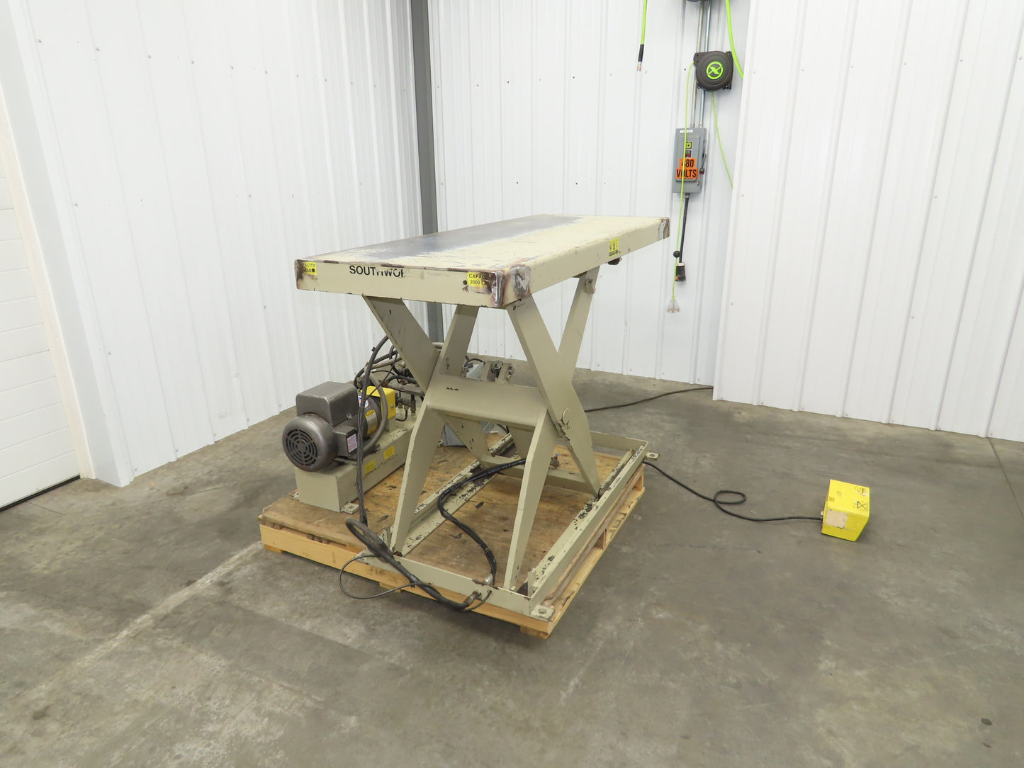 Southworth LS2-36 Hydraulic Scissor Lift Table 2000Lb 60"x24" Top 120V 1Ph 1 Ton