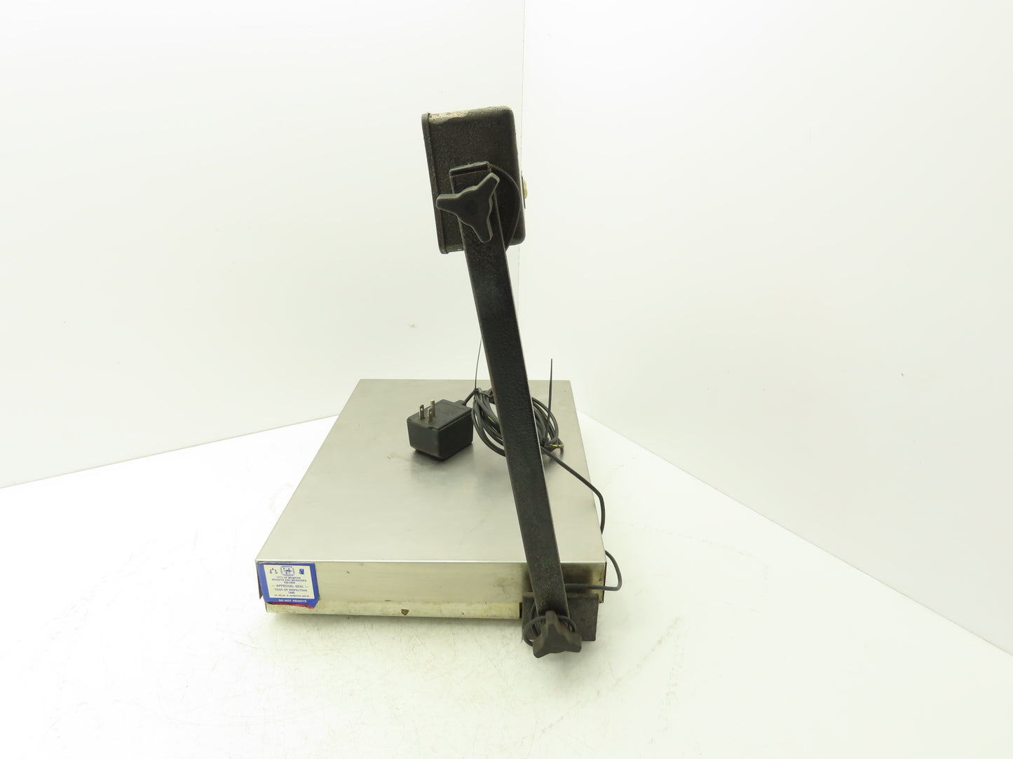 Arlyn Scale Co 810 Digital Scale W/Pedestal & 12x16" Base