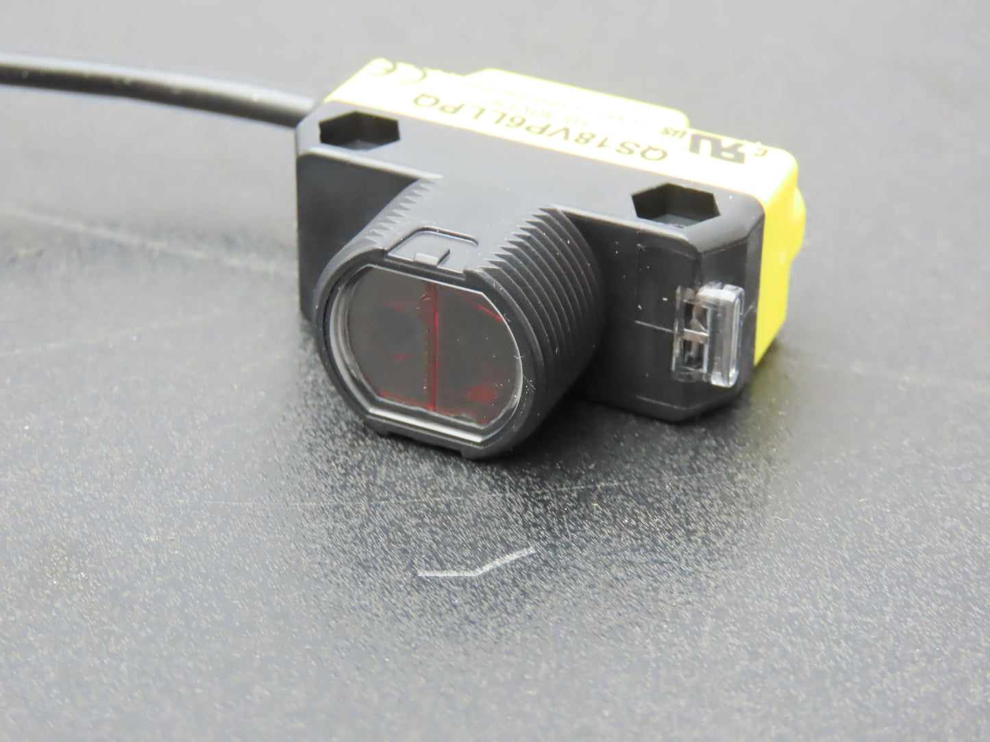 Banner QS18VP6LLPQ Photoelectric Sensor Switch Kit With Reflector