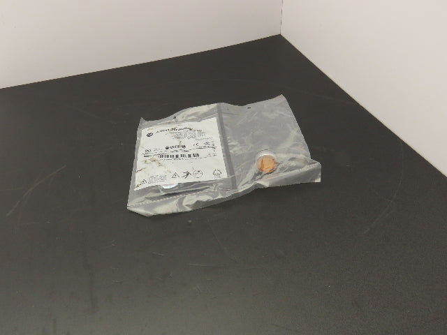 Allen Bradley Pushbutton Amber Orange Illuminated Momentary 2 NO 2NC 22mm