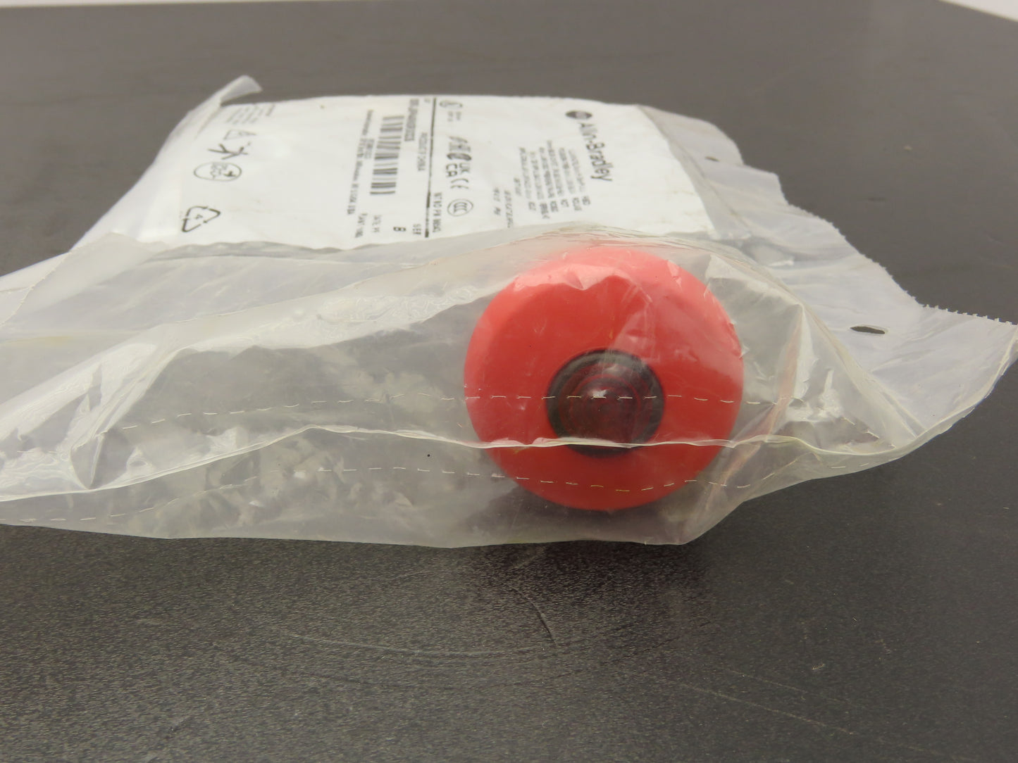 Allen Bradley Pushbutton Red Illuminated E-Stop Push-Pull With Contacts