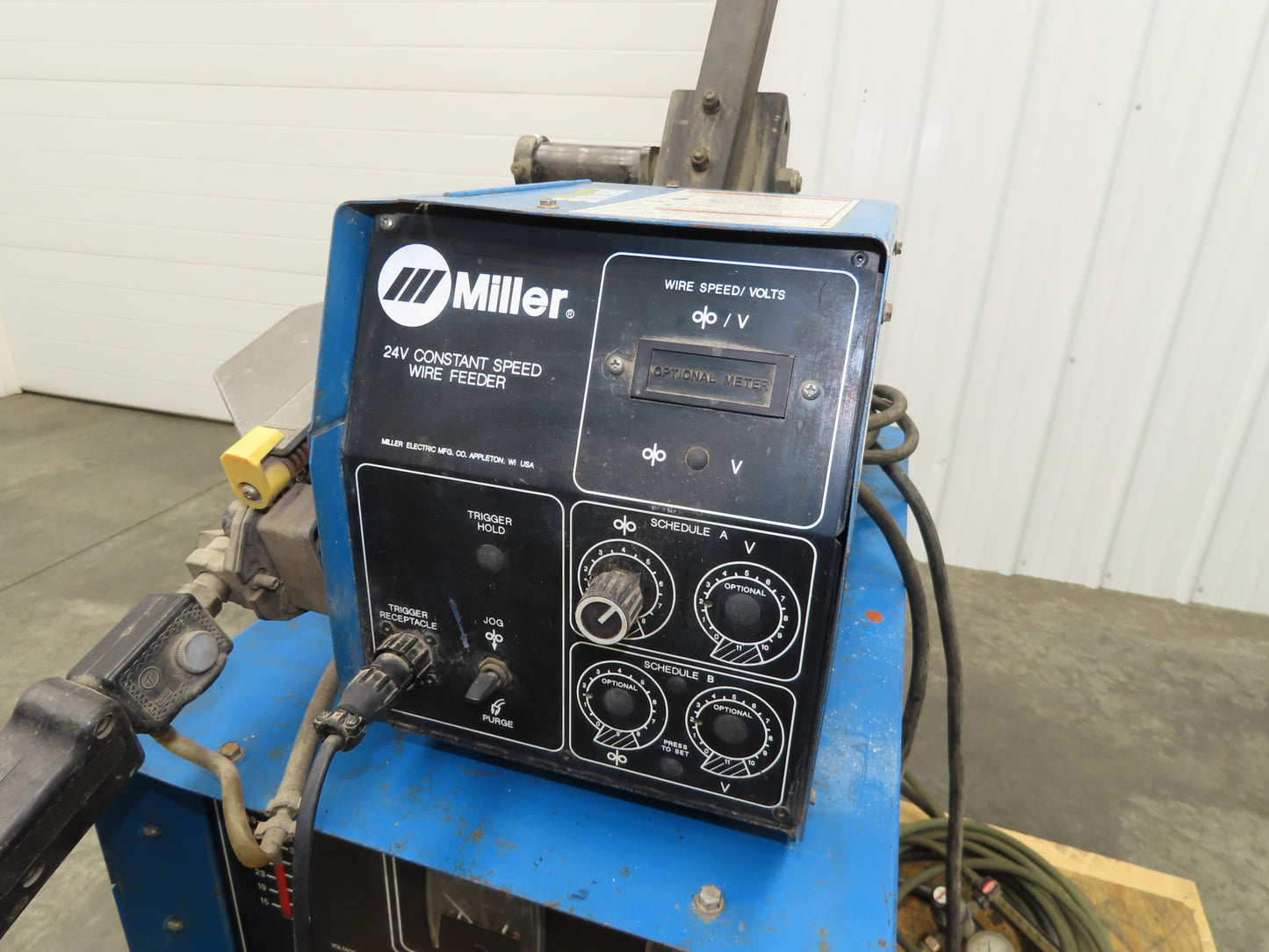 Miller CP-200 Mig Welder 200 amp DC Arc S-60 Wire Feeder 230/460v 3PH