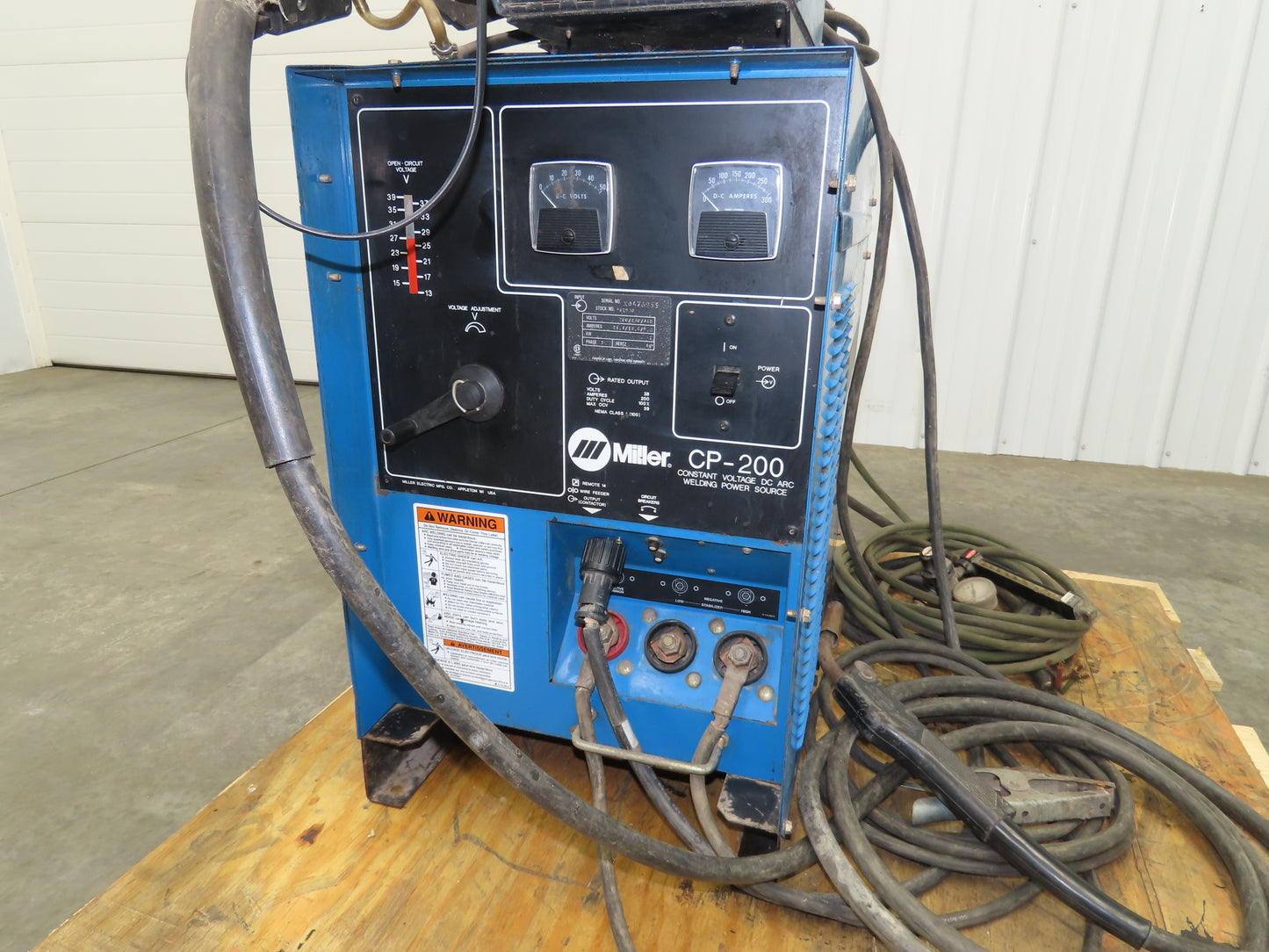 Miller CP-200 Mig Welder 200 amp DC Arc S-60 Wire Feeder 230/460v 3PH