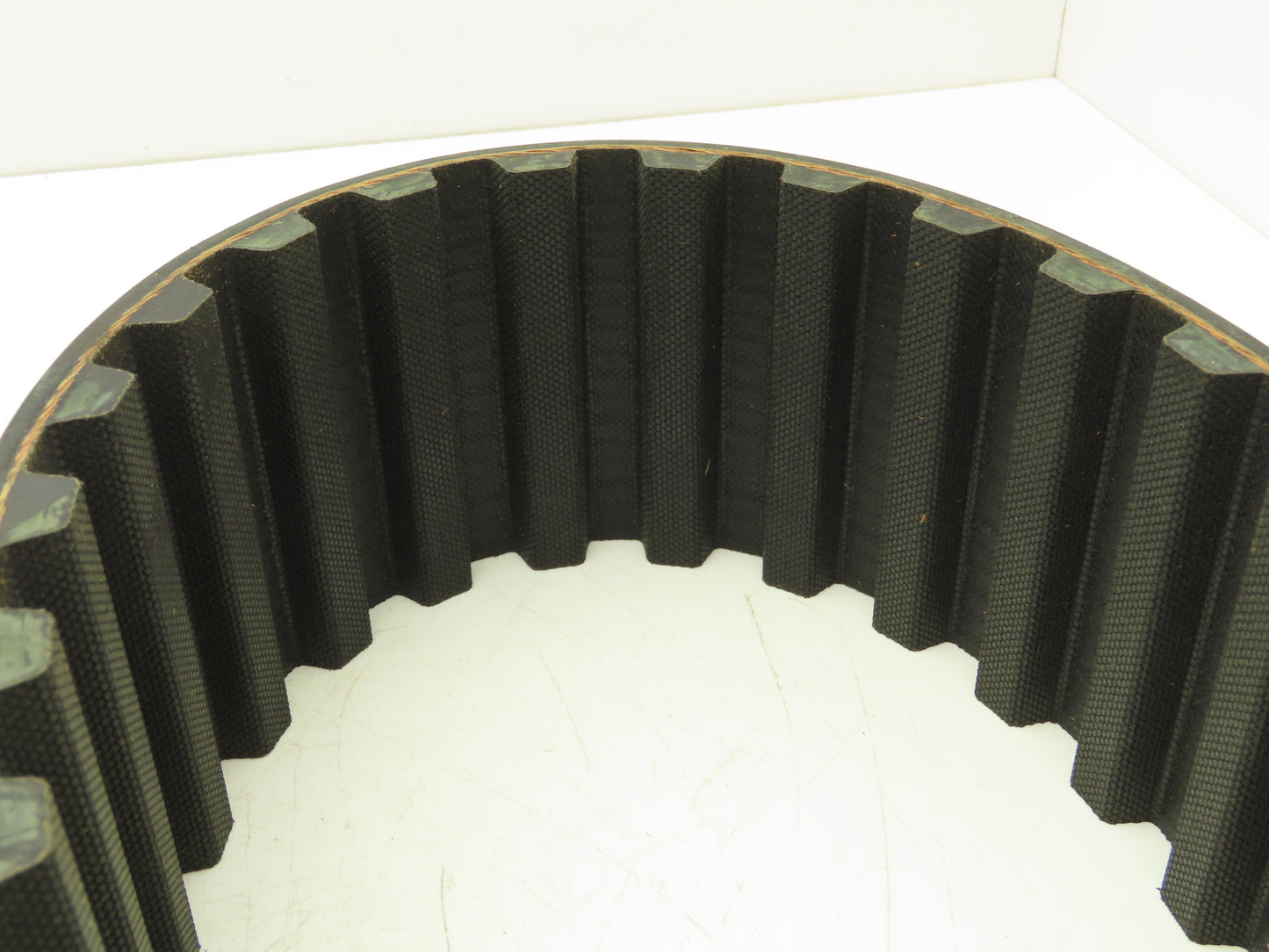 Gates 900XXH400 PowerGrip Synchronous Timing Belt 72 Tooth 90" Long 4" Wide