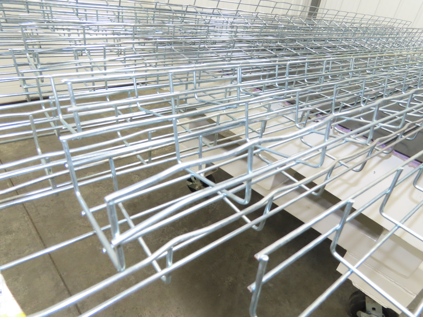 Legrand CF54/100EZ Cablofil Cable Tray 2" x 4" x 8' Galvanized Wire Lot of 15