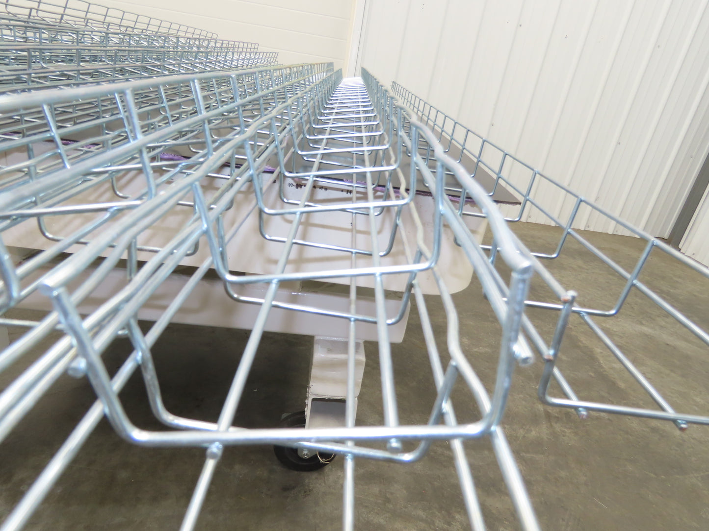 Legrand CF54/100EZ Cablofil Cable Tray 2" x 4" x 8' Galvanized Wire Lot of 15