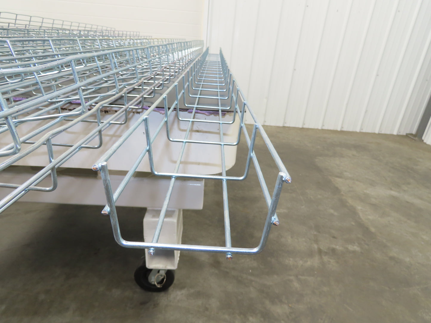 Legrand CF54/100EZ Cablofil Cable Tray 2" x 4" x 8' Galvanized Wire Lot of 15
