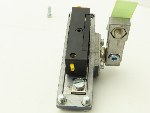 Schmersal M2H 302-11Y-M16-F10 Safety Limit Switch 230V IP65 Lot of 4