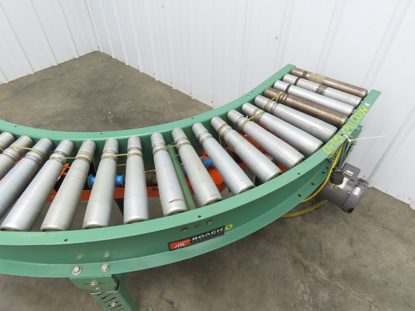 Roach 16"x 90° Curve Roller Conveyor 13"BF O-Ring Lineshaft Drive Variable Speed