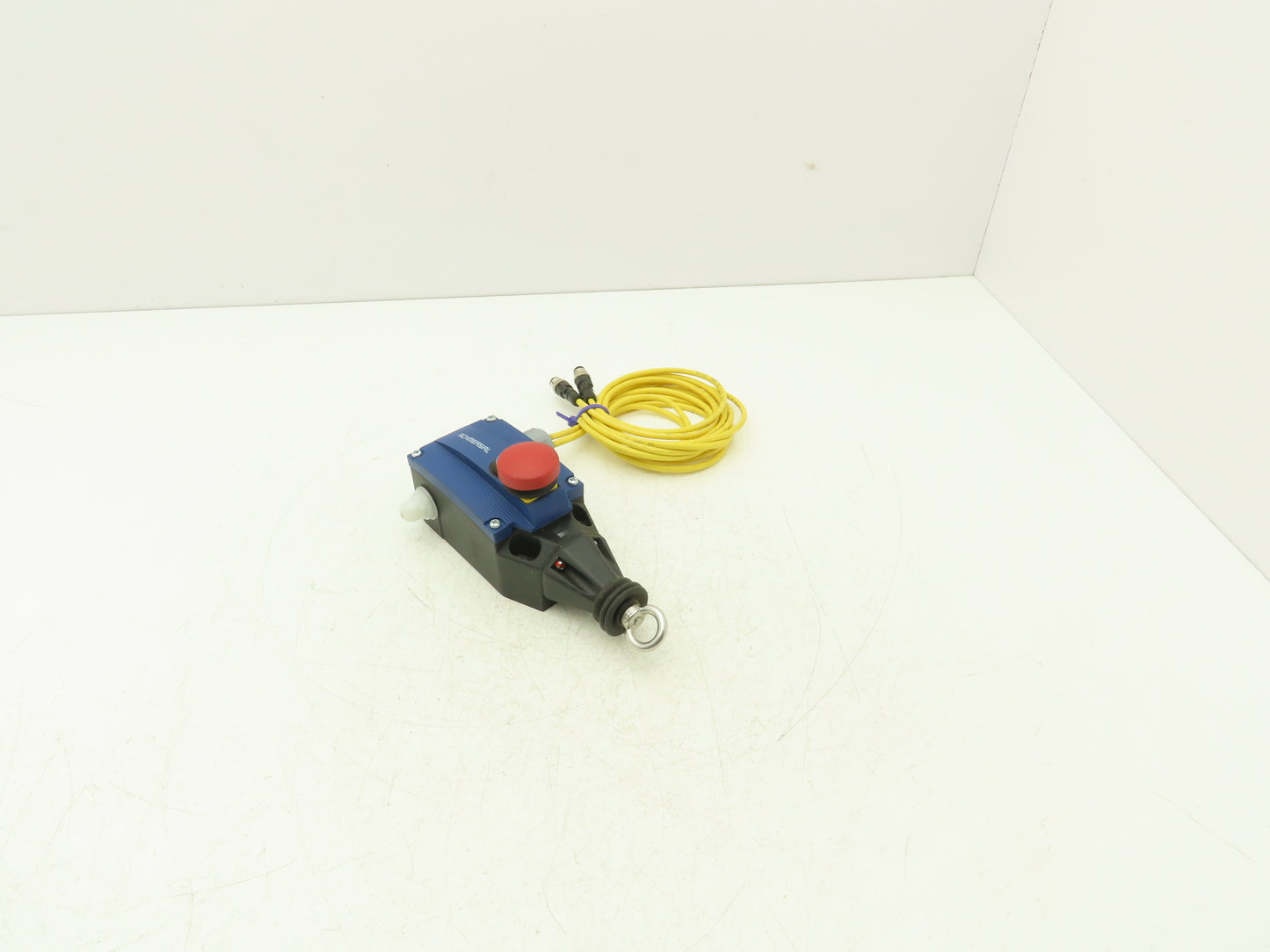 Schmersal ZQ 900-22N Cable Pull Safety Switch IP65 E-Stop 101184475 W/Cord