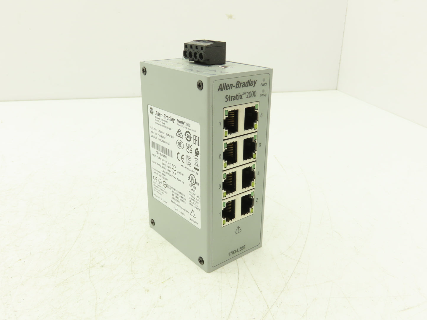 Allen Bradley 1783-US8T Stratix 2000 Ethernet Switch Unmanaged 8 Port Series B
