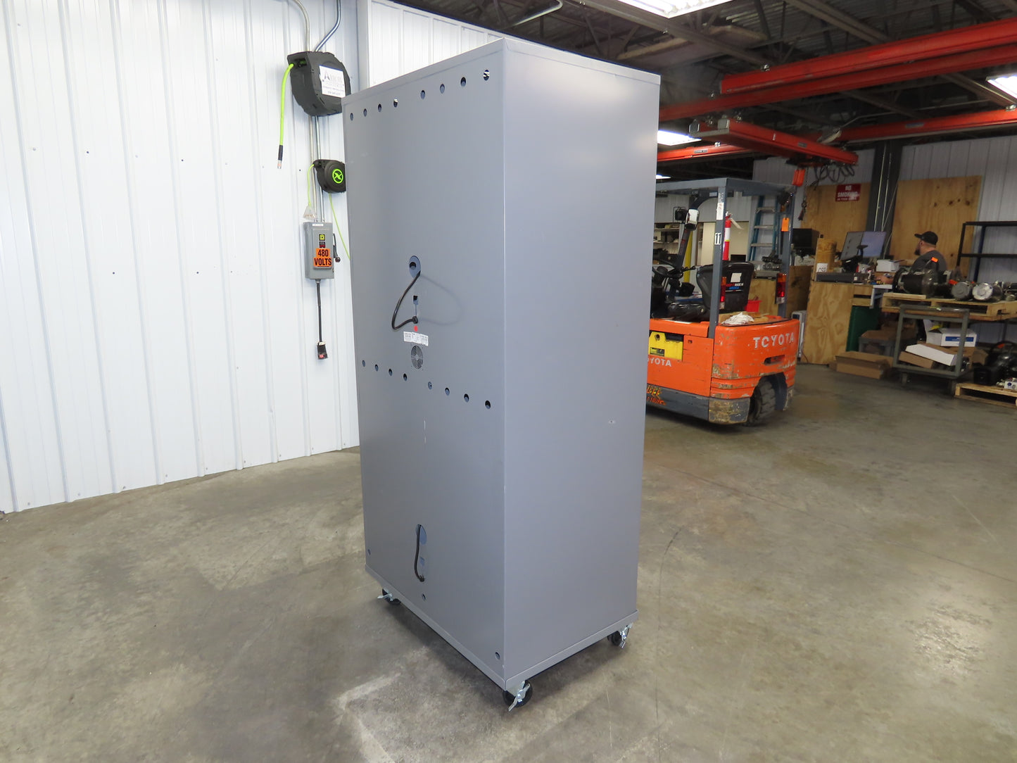 Uline H-8960 Storage Charging Cabinet 32 Outlet 120V Clear Dual Door 36" Wide