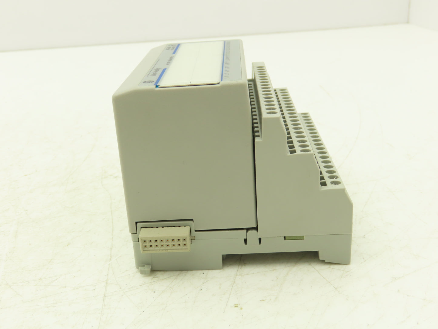 Allen-Bradley 1794-IB32 Input Module I/O 32 Point 24VDC Ser A W/Base 1794-TB32