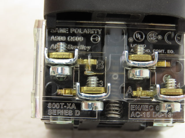 Allen Bradley 800T-QBH2B Illuminated Push Button Blue LED Lens 12-130V AC/DC