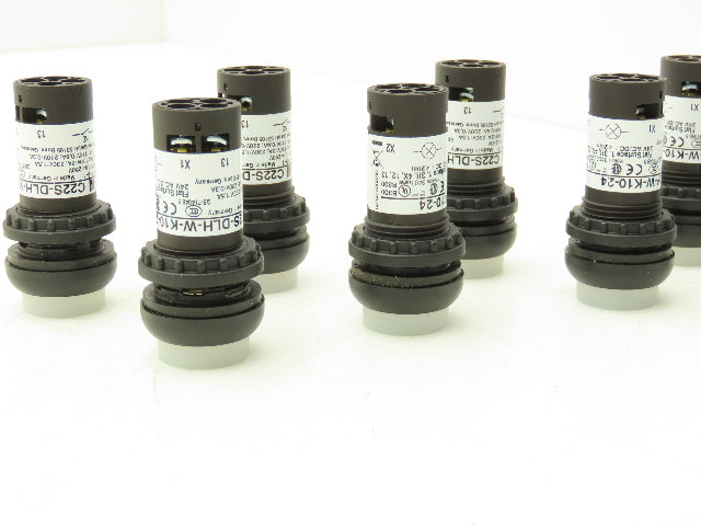 Eaton C22 Compact Pushbutton 22.5mm 1NO Momentary Illuminated White Lot of 10