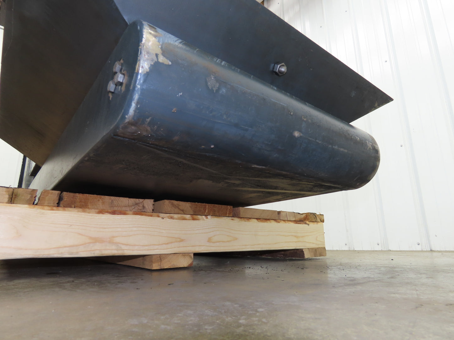 Magnetic Chip Conveyor Scraper Chain w/Coolant Filters 41-44"H 96"L 230/460V 3PH