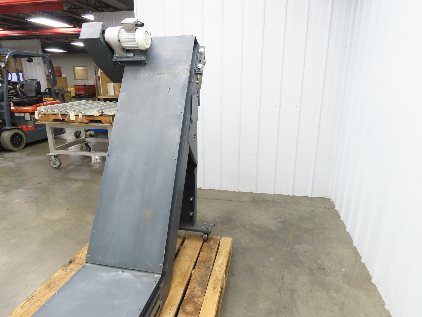 Magnetic Chip Conveyor Scraper Chain w/Coolant Filters 41-44"H 96"L 230/460V 3PH
