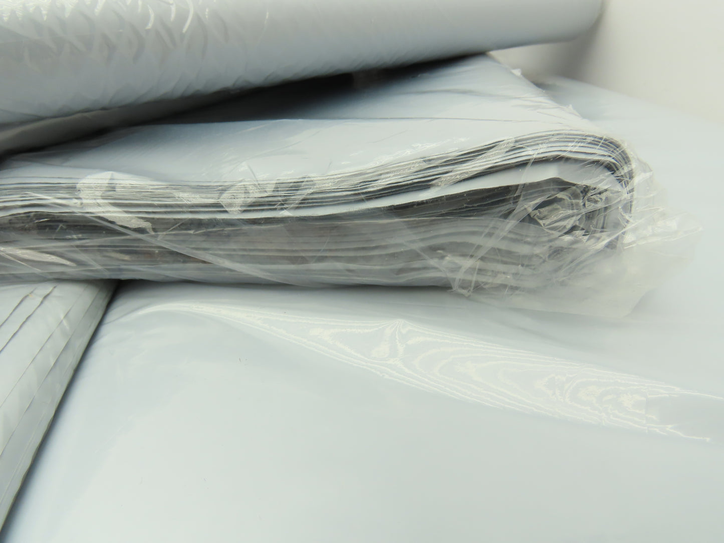Poly Mailer 14.5" x 19" 2.5 Mil Shipping Envelope Self Sealing Bag 500 Per Case
